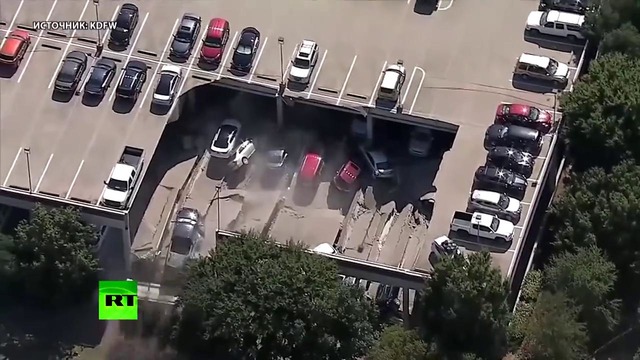 В Техасе рухнула многоэтажная парковка