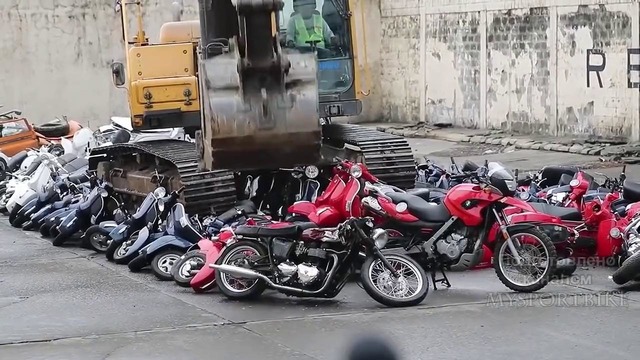 Президент Раздавил более 100 мотоциклов