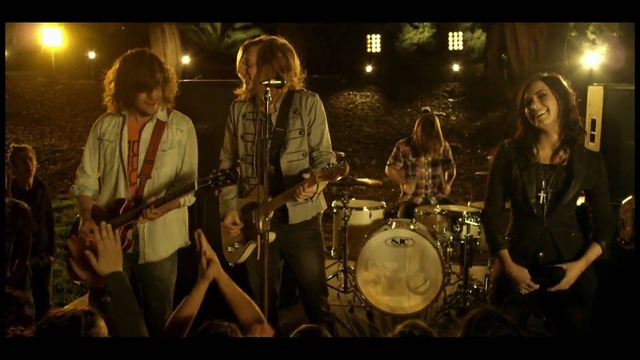 We The Kings – We’ll Be A Dream (feat. Demi Lovato) (Official Music Video)