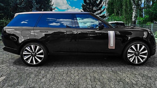 Range Rover SV (2024) – Expensive Modern Luxury SUV