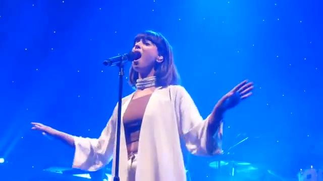 Foxes – If You Leave Me Now Live-04.03.16