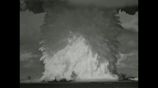 Взрыв атомной бомбы под водой