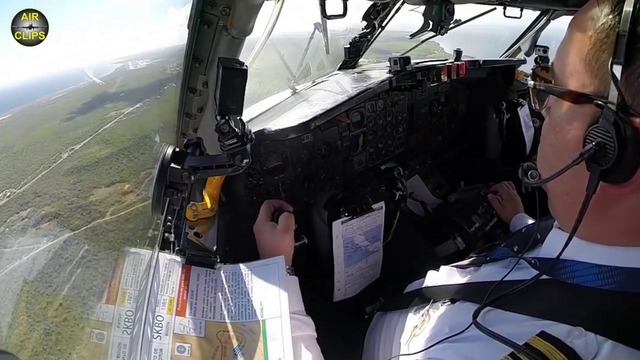 Идеальный заход на посадку экипажа 52-летнего Боинга 727
