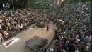 1800 эстонских панков поют песню Кино Мама-Анархия