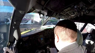 Вылет Боинга 737 из зимней Москвы