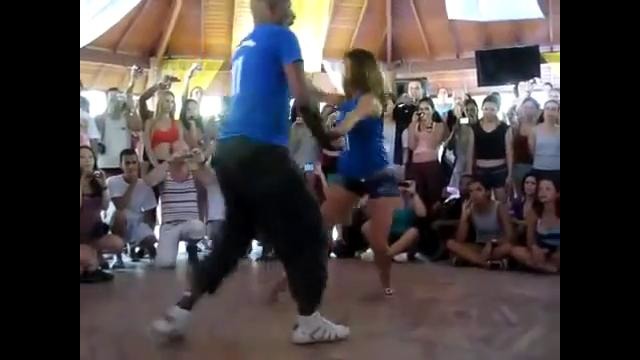 Красивый танец