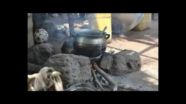 Зарядное устройство работающее на дровах