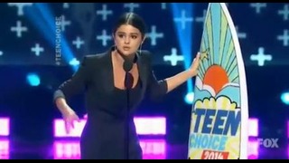 Selena Gomez Win Ultime Choice 2014 (10/08/2014)