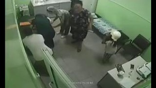 В одной из клиник Ташкента врач спас ребенка, который был в состоянии клинической см