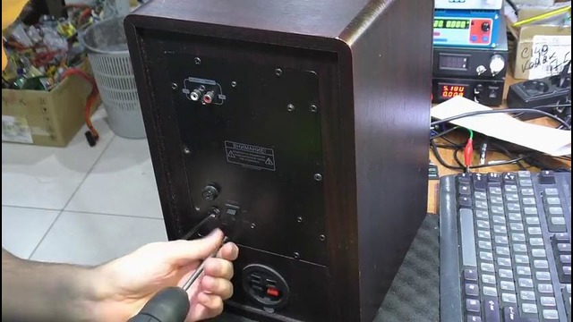 Акустика DNS при включении гудит / РЕМОНТ