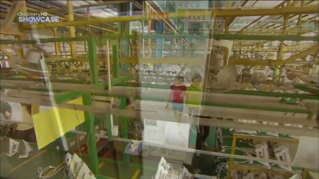 Рабы Конвеера. Китай – Вся жизнь один завод (Документальный Фильм) [720p]