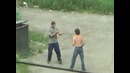 Смешная драка пьяных мужиков