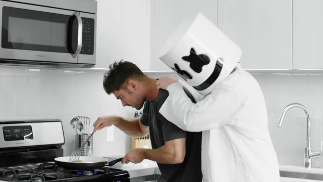 Marshmello & Zac Efron Make A Delicious Portobello Steak Cooking