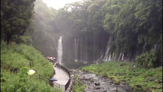 Япония – Подножие горы Фудзи и водопады
