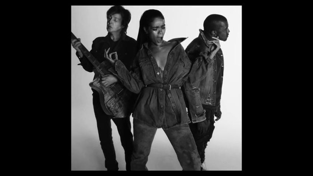 Rihanna – FourFiveSeconds (feat. Kanye West & Paul McCartney)