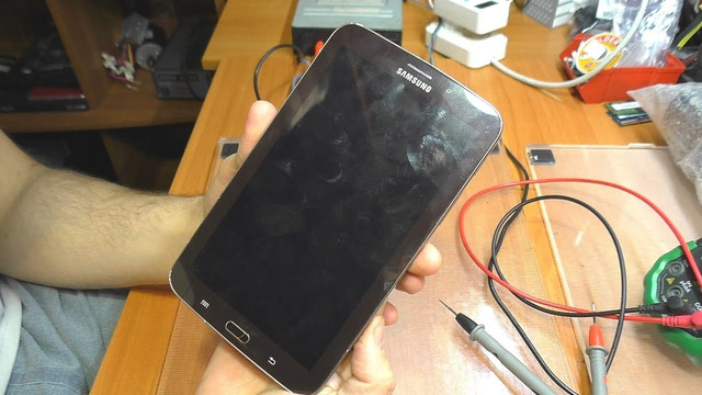 Планшет Samsung Galaxy Tab 3 7.0 SM-T211