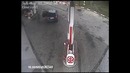 Опять женщина на заправке