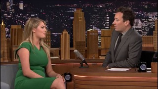 Kate Upton Tries to Say Mean Things with a Smile