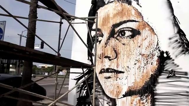 Vhils – Deconstruction