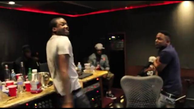 Meek Mill & Kendrick Lamar – A1 Everything (In Studio Performence)
