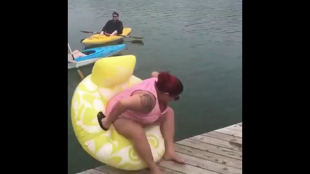 Неудачная попытка спуска на воду