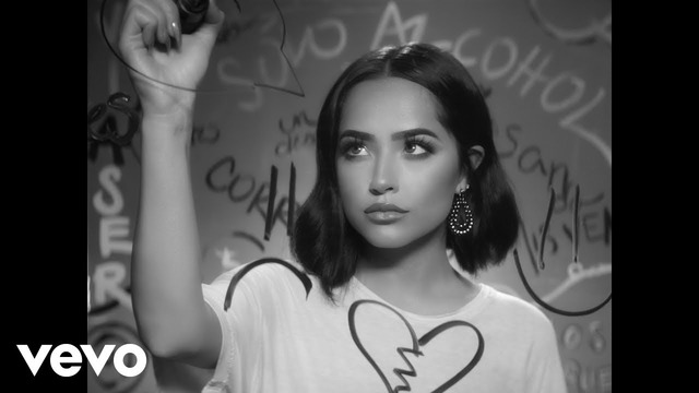 Becky G, Mau y Ricky – ME ACOSTUMBRÉ (Álbum Visual)