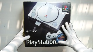 Распаковка Sony Playstation 1 – SCPH-1002