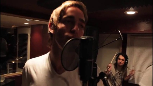 Carly Rae Jepsen- Call Me Maybe (TwentyForSeven Cover)