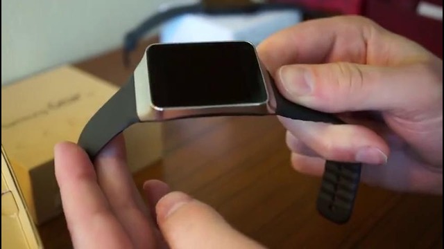 LG G Watch and Samsung Gear Live Unboxing