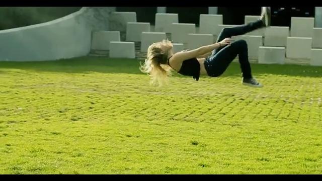 Nikki Stanley – Skills On Fire