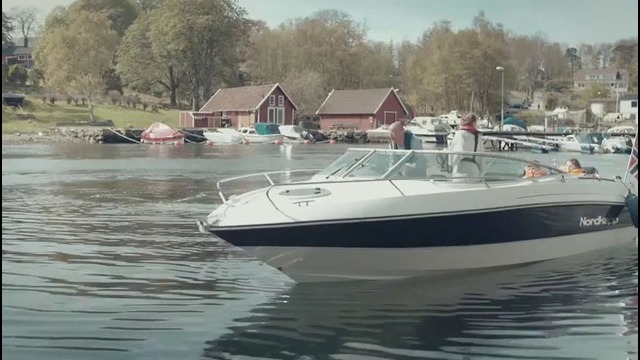 Крутая парковка лодки