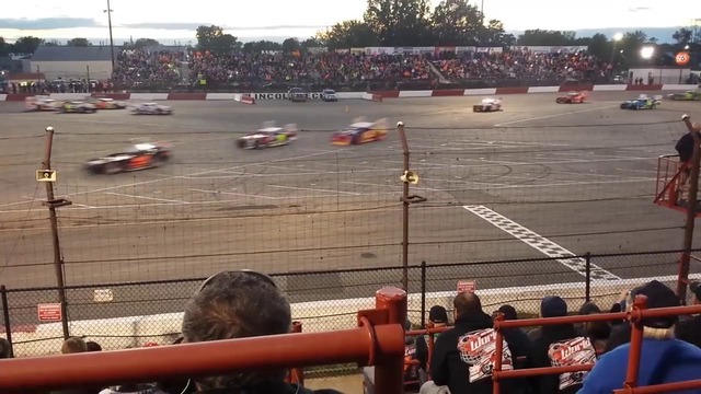 Figure-8 Enduro – самые невероятные гонки в мире