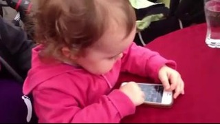 Маленькая девочка сравнила iOS 6 и iOS 7
