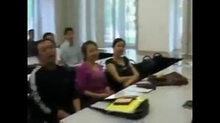 Китайцы поют Антошку РЖАЧ)