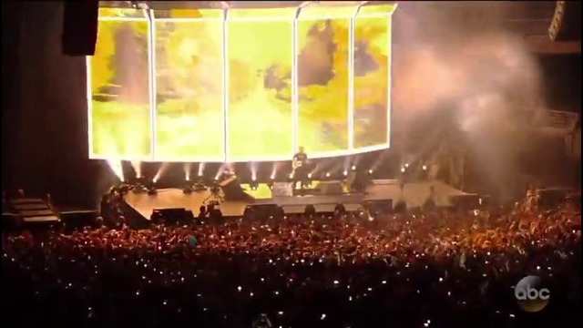 Ed Sheeran LIVE at Billboard Music Awards 2017