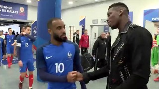 Уникальные приветствия Погба с партнерами по сборной Франции