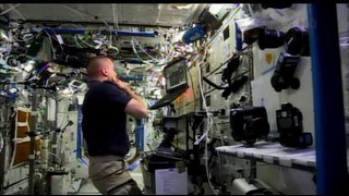 Космонавт на борту МКС смог управлять роботом на Земле