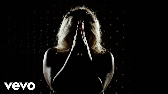 ROZES – Under the Grave (Official Video 2017!)