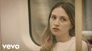 Wolf Alice – Don’t Delete the Kisses (Official Video)