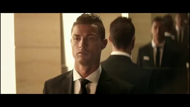 Криштиану Роналду презентовал свой парфюм ( Cristiano Ronaldo Legacy )