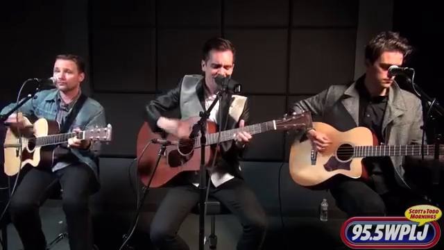 Panic! At The Disco – This Is Gospel (Acoustic)