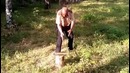 Вот что бывает если разрубить баллончик пены
