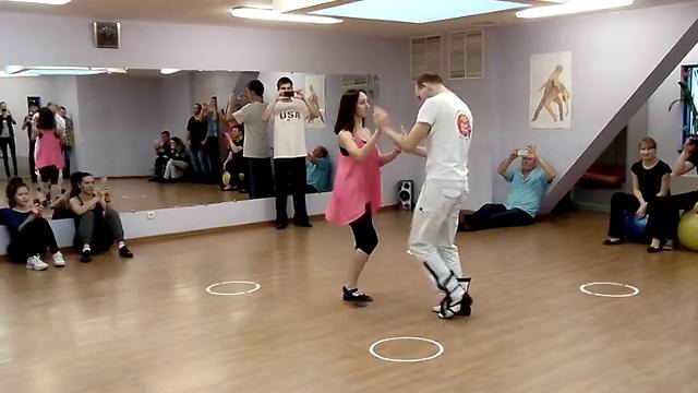 (1) BACHATA. Мастер Класс от Андрея Корзуна ( РОССИЯ )