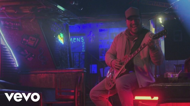 Mitchell Tenpenny – Alcohol You Later (Official Video 2k19!)