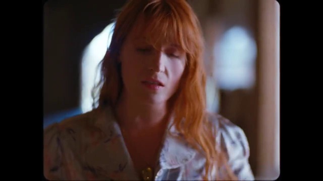 Florence + The Machine – Hunger (Vertical Video)