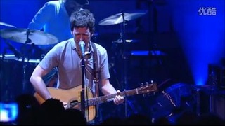 Noel Gallagher – Wonderwal (Acoustic)