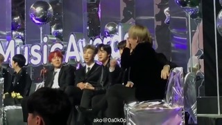 Taehyung and BTS reaction when Jin&V’s OST came out for Best OST at MMA 2017