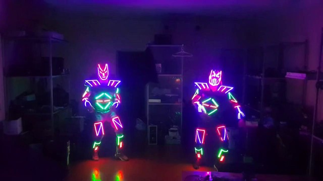 Светодиодные костюмы