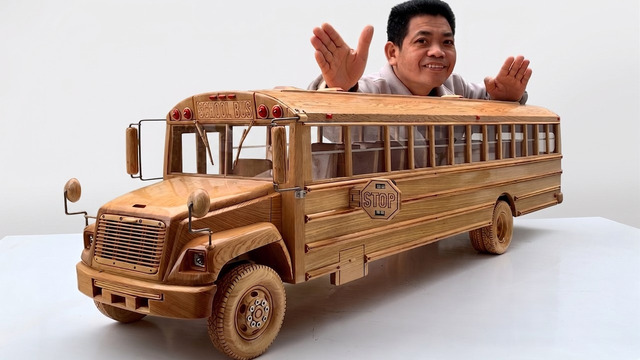 Wood Carving – Classic American School Bus Model – Woodworking Art