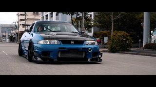Shirasaka`s R33 GT-R LM in the streets of Tokyo
